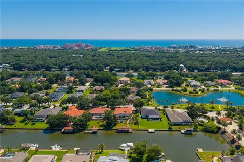 8 Old Oak Drive N Palm Coast FL 32137