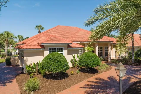 8 Old Oak Drive N Palm Coast FL 32137