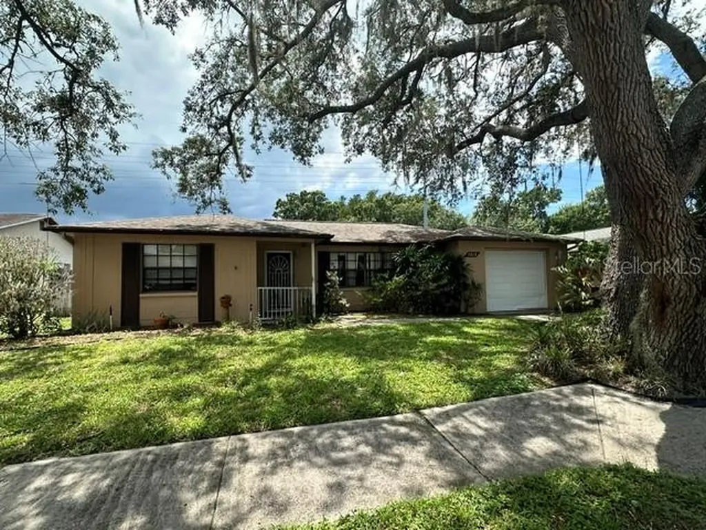 7812 Royal Hart Drive New Port Richey FL 34653