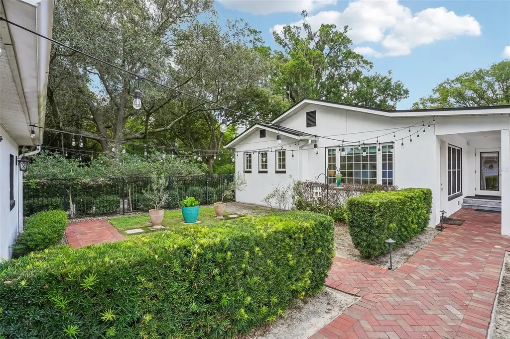 1271 Palmer Avenue Winter Park FL 32789