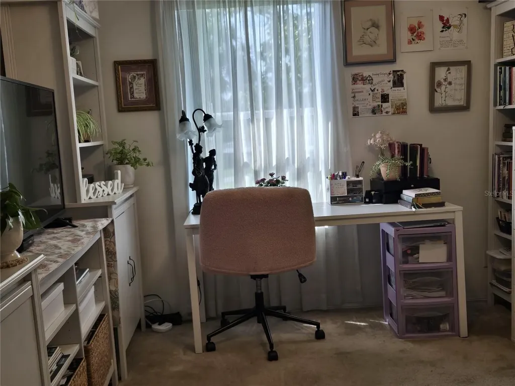 2723 Lake Grassmere Circle Zellwood FL 32798