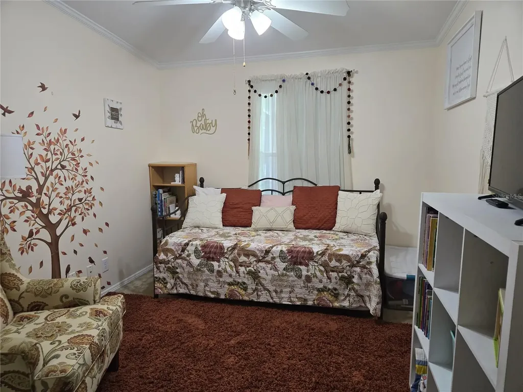 2723 Lake Grassmere Circle Zellwood FL 32798