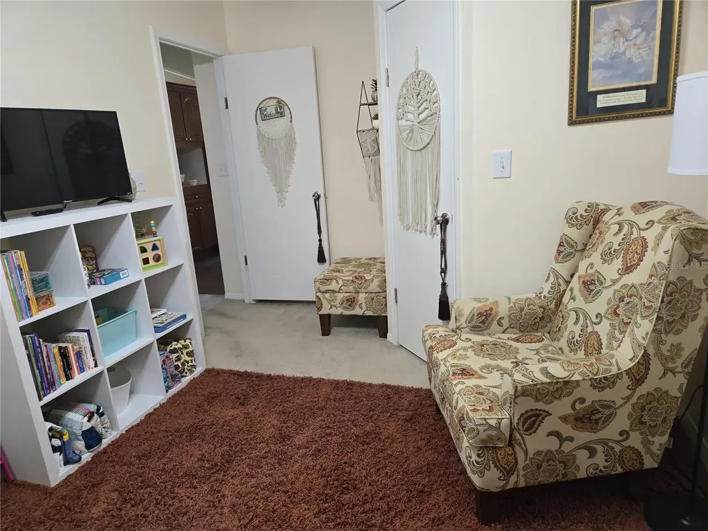2723 Lake Grassmere Circle Zellwood FL 32798