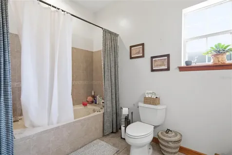 512 SE 9th Street Ocala FL 34471