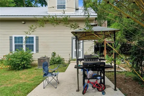 512 SE 9th Street Ocala FL 34471