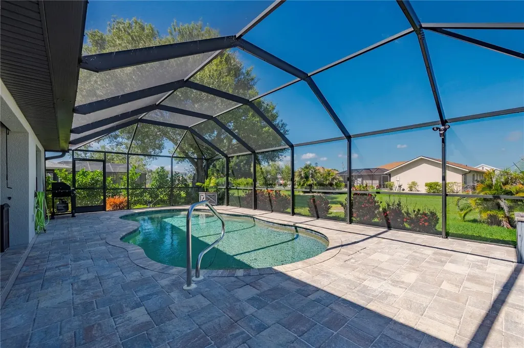 429 Londrina Drive Punta Gorda FL 33983
