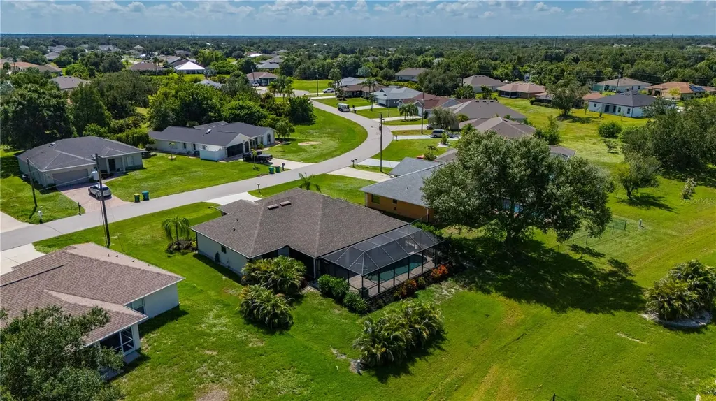 429 Londrina Drive Punta Gorda FL 33983