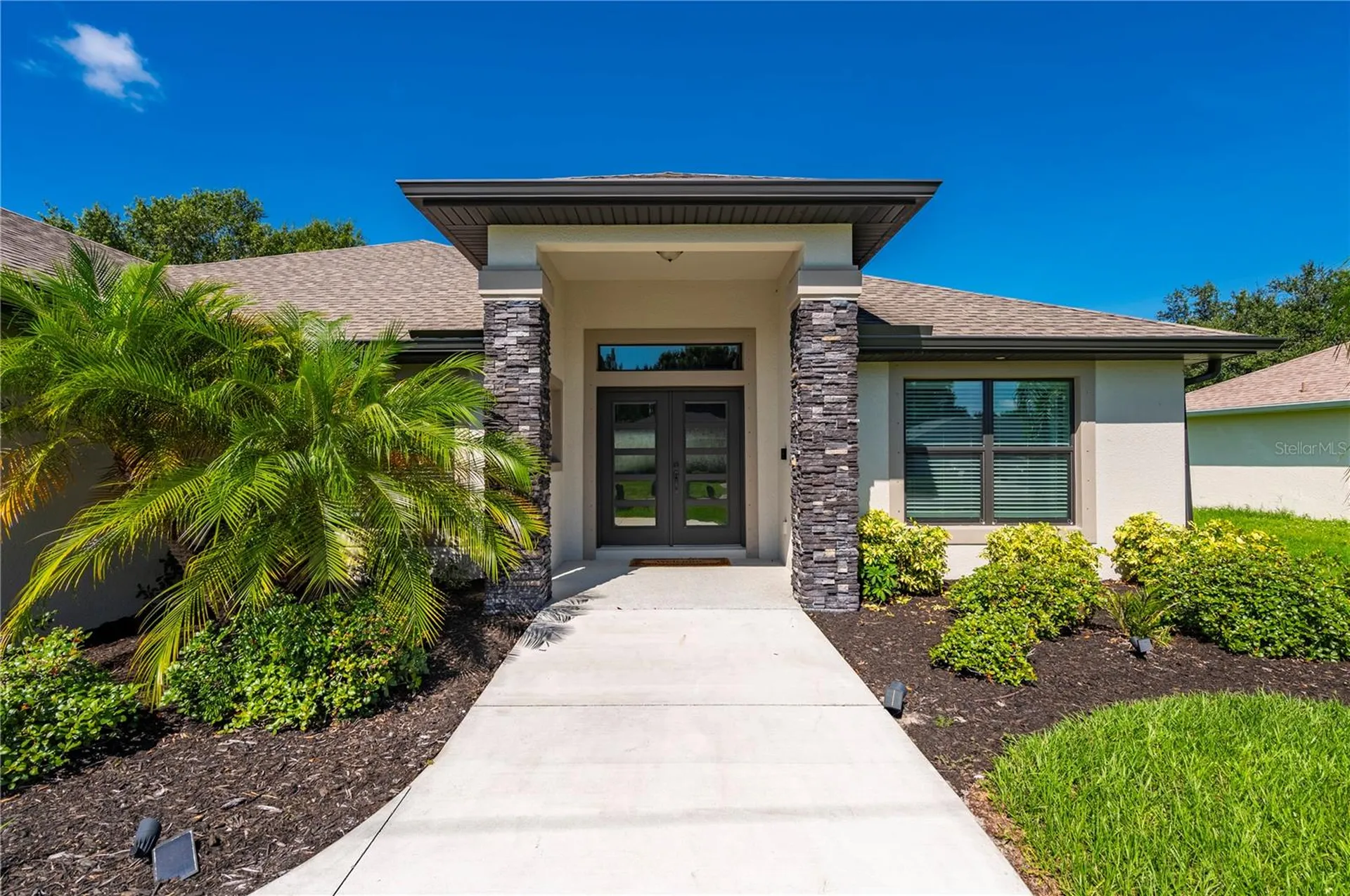 429 Londrina Drive Punta Gorda FL 33983