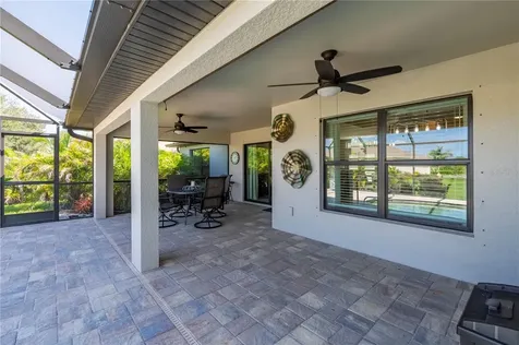 429 Londrina Drive Punta Gorda FL 33983