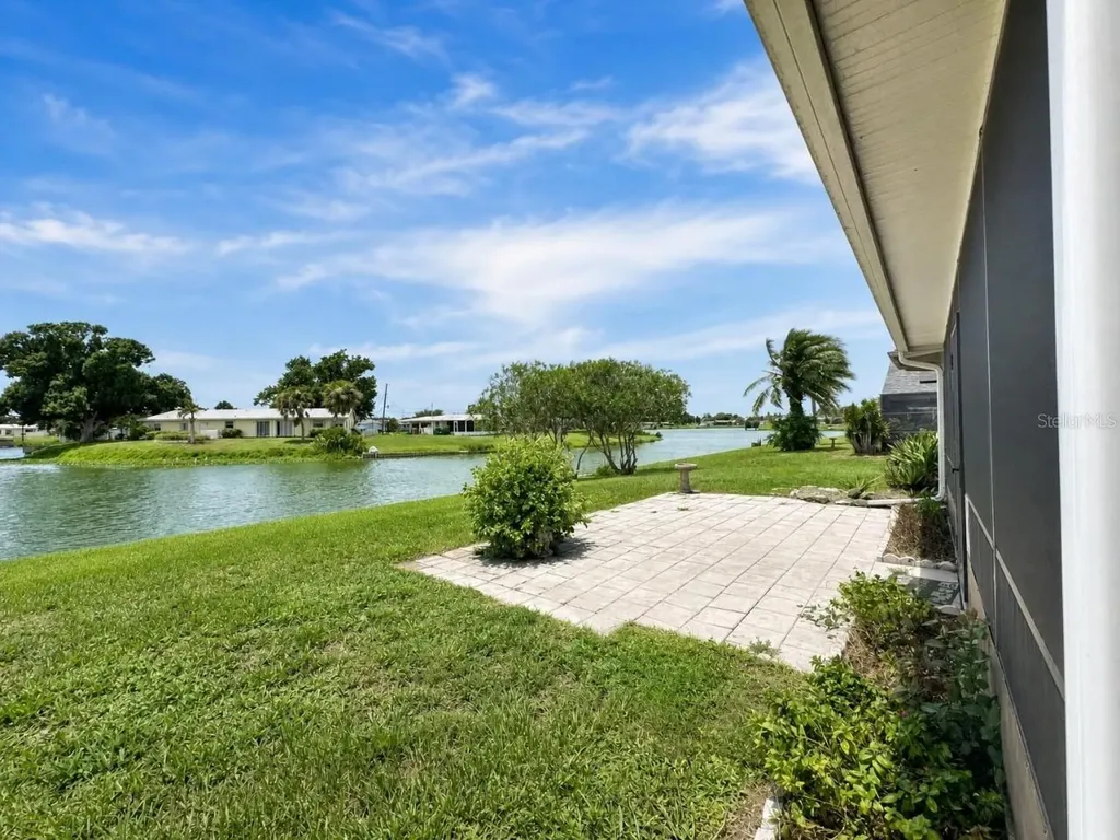 356 Peppertree Road Venice FL 34293