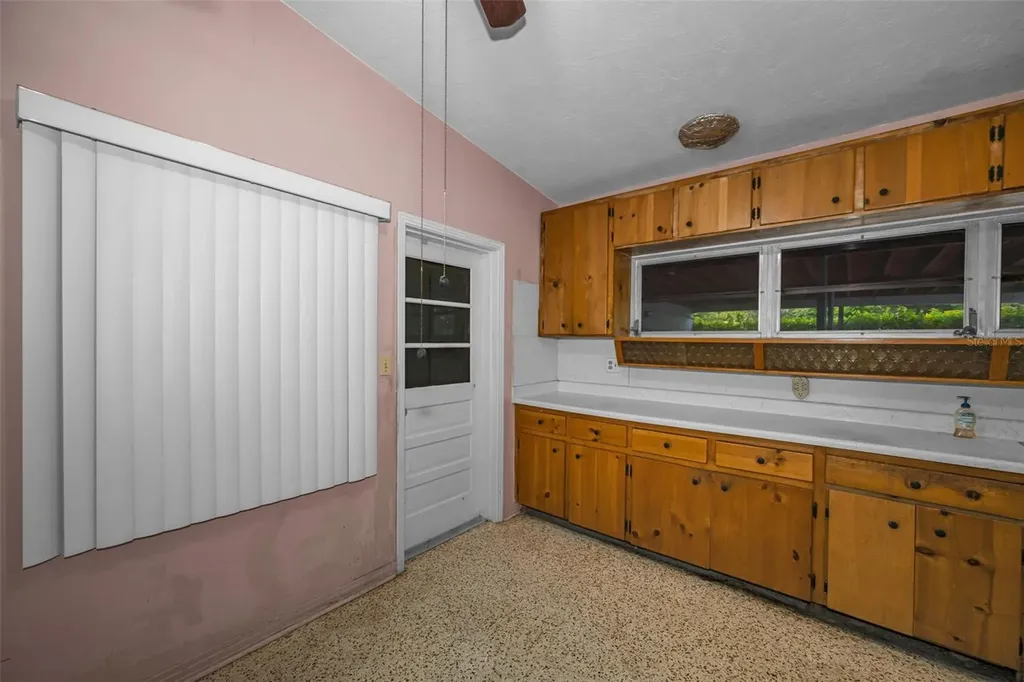 509 Broxburn Avenue Tampa FL 33617