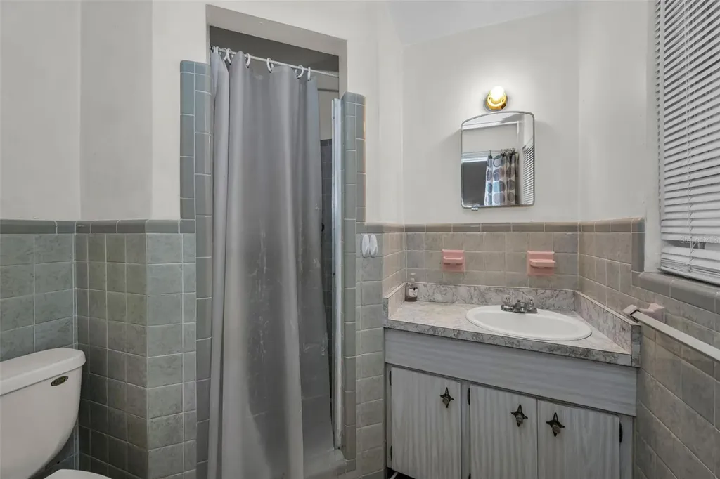 509 Broxburn Avenue Tampa FL 33617