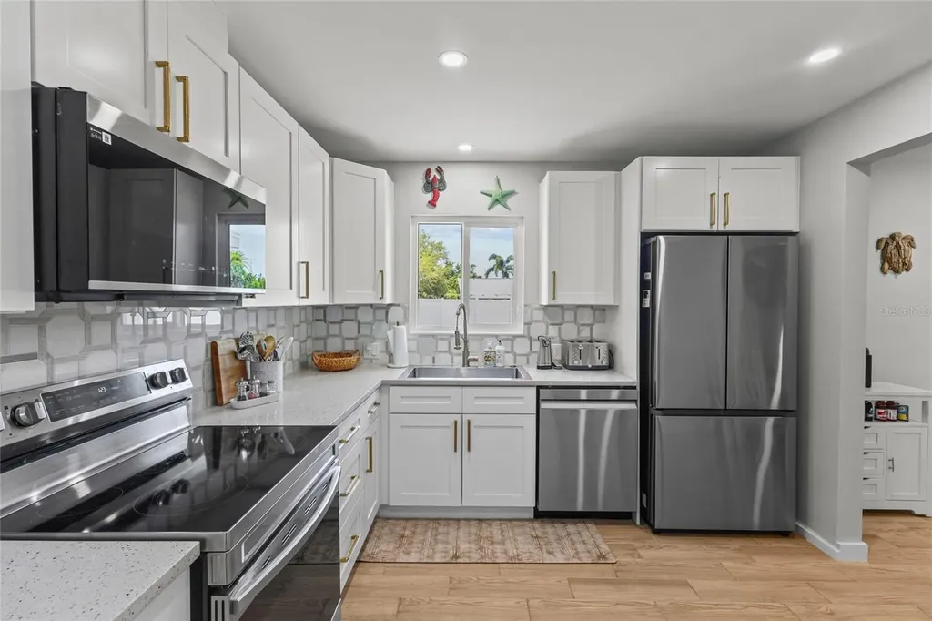 7307 14th Avenue W Bradenton FL 34209