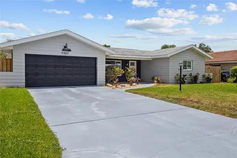 7307 14th Avenue W Bradenton FL 34209
