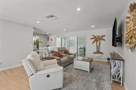 7307 14th Avenue W Bradenton FL 34209