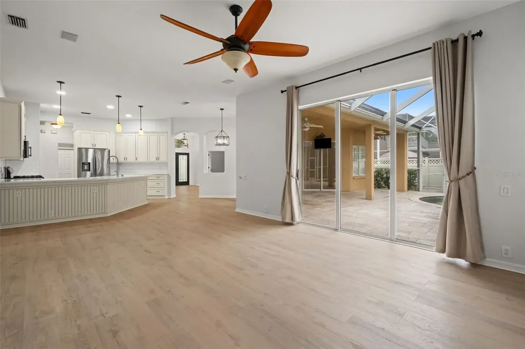 18115 Regents Square Drive Tampa FL 33647
