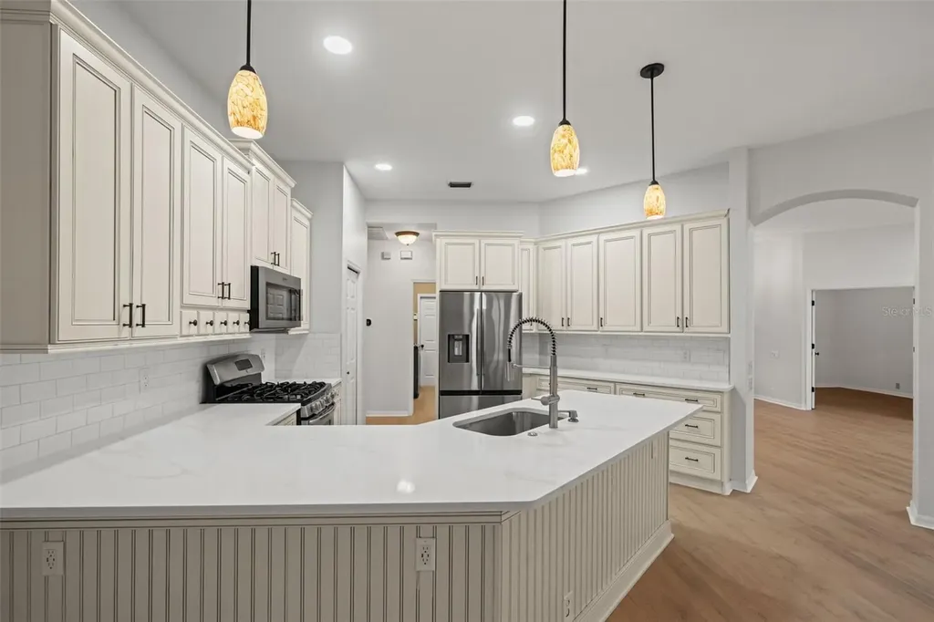 18115 Regents Square Drive Tampa FL 33647