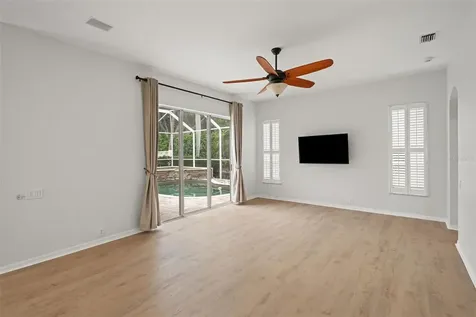 18115 Regents Square Drive Tampa FL 33647