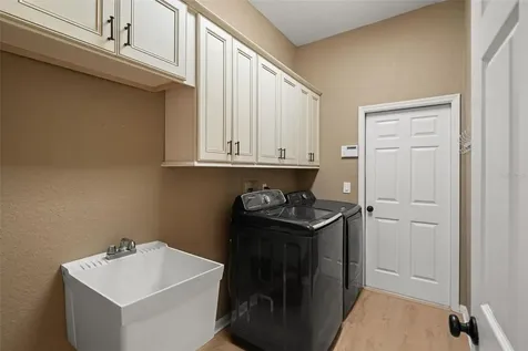 18115 Regents Square Drive Tampa FL 33647