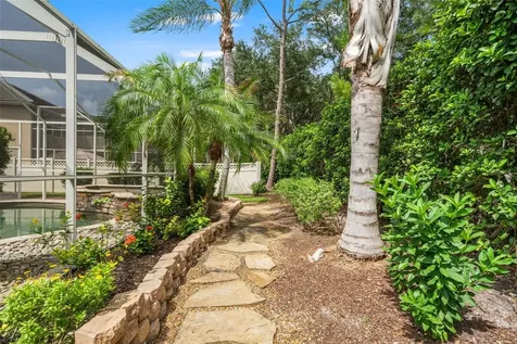 18115 Regents Square Drive Tampa FL 33647