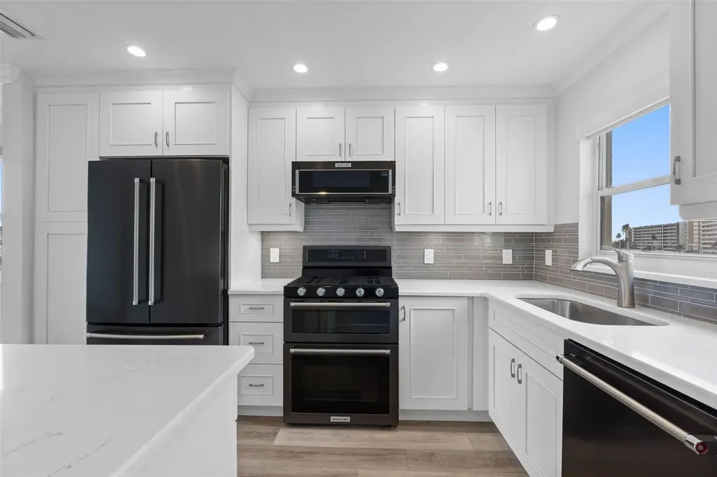 6075 Shore Boulevard S Gulfport FL 33707
