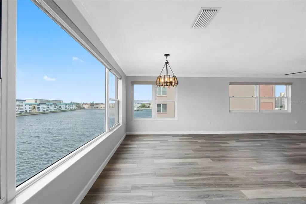 6075 Shore Boulevard S Gulfport FL 33707