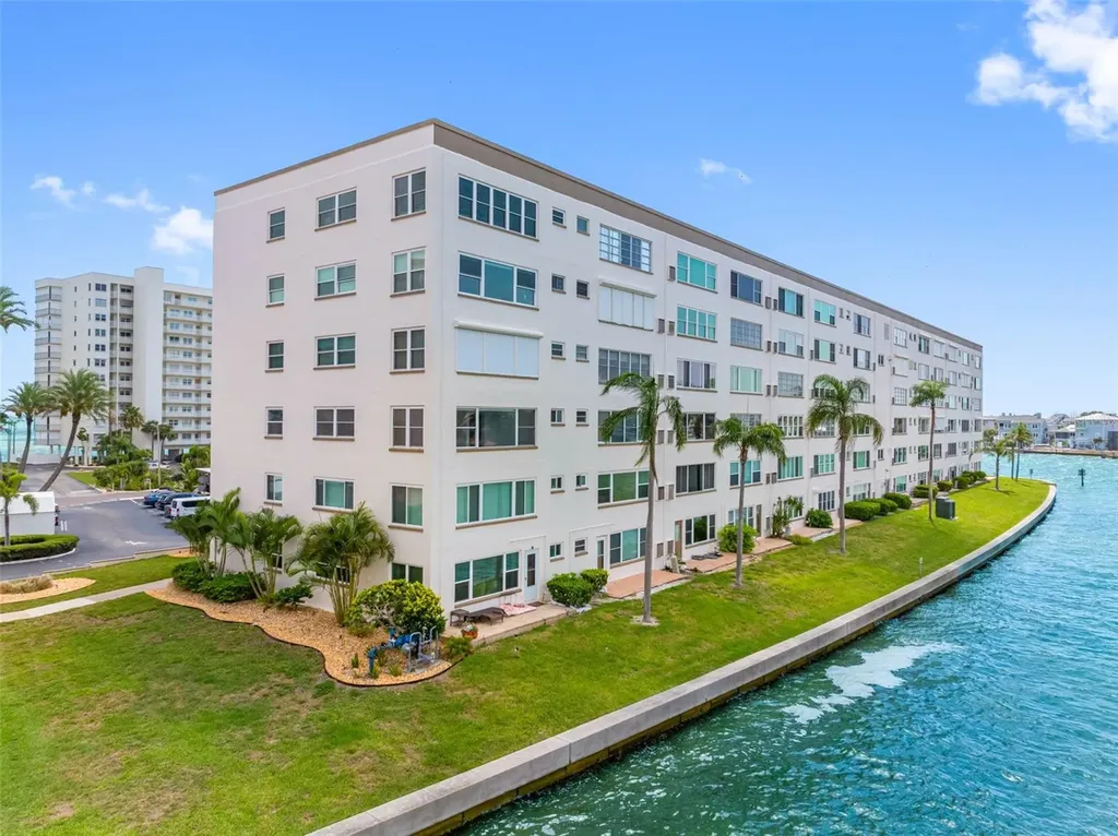 6075 Shore Boulevard S Gulfport FL 33707