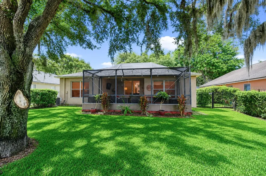 6209 Gannetdale Drive Lithia FL 33547