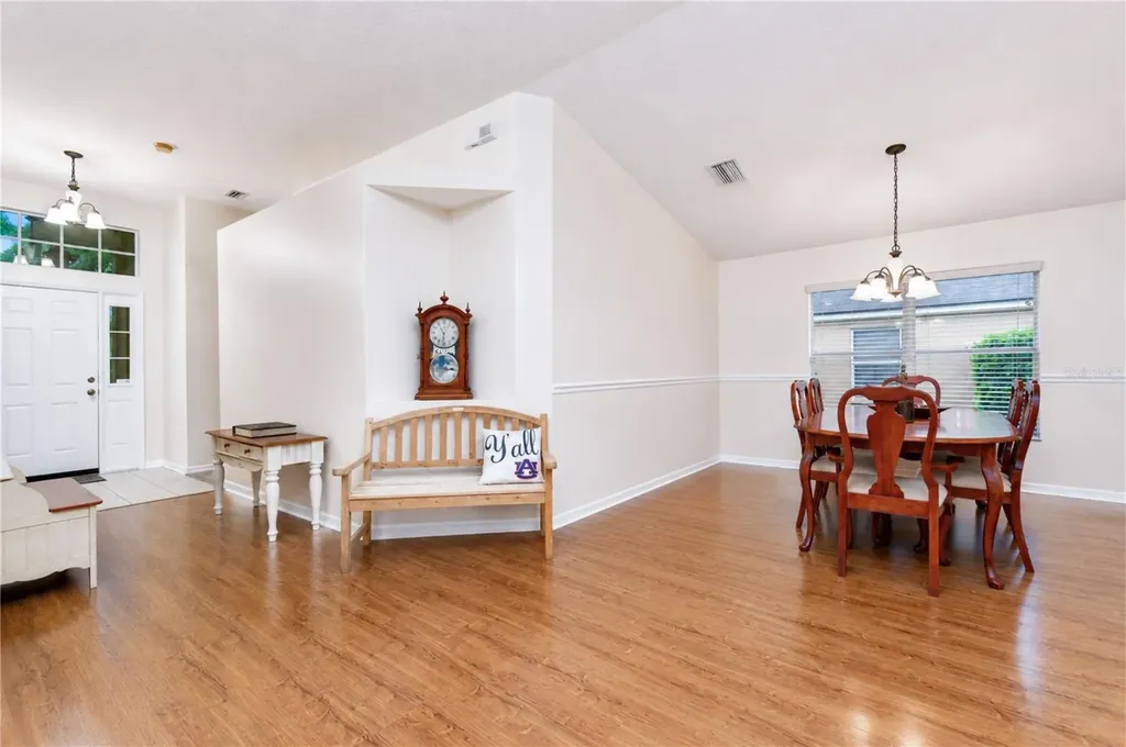 6209 Gannetdale Drive Lithia FL 33547