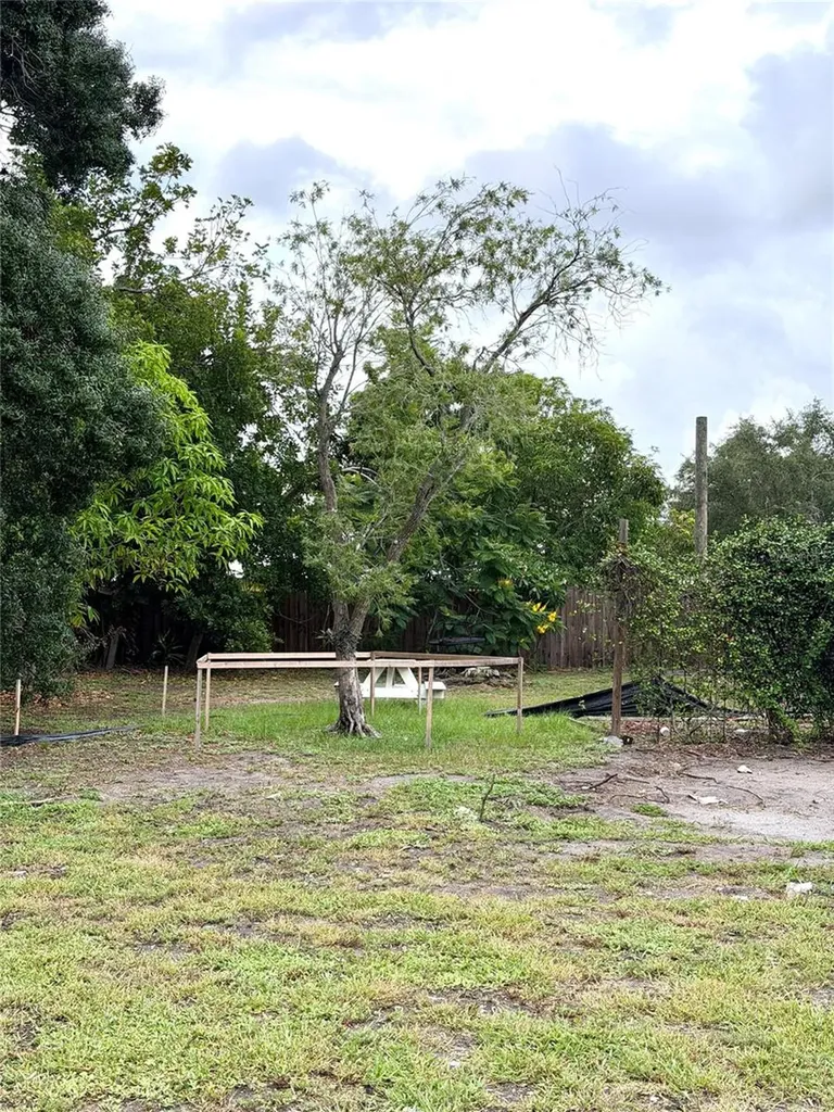 2101 Rose Street Sarasota FL 34239