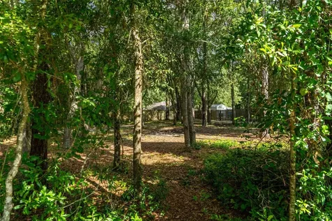 40 Deer Trail Circle Bronson FL 32621