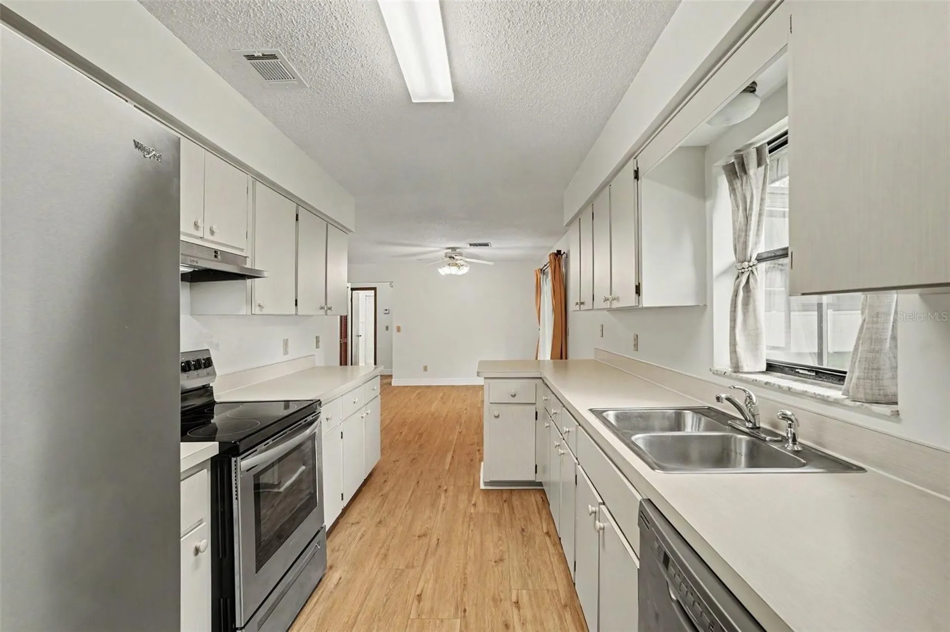 1464 SW 69th Road Bushnell FL 33513