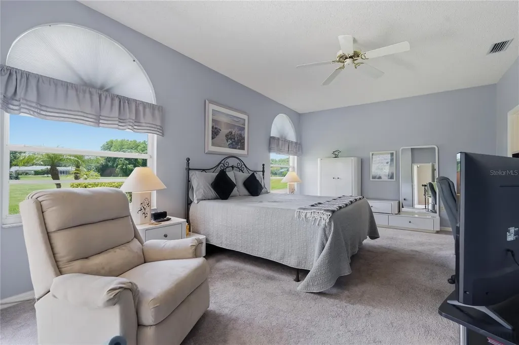 1063 Dartford Drive Tarpon Springs FL 34688