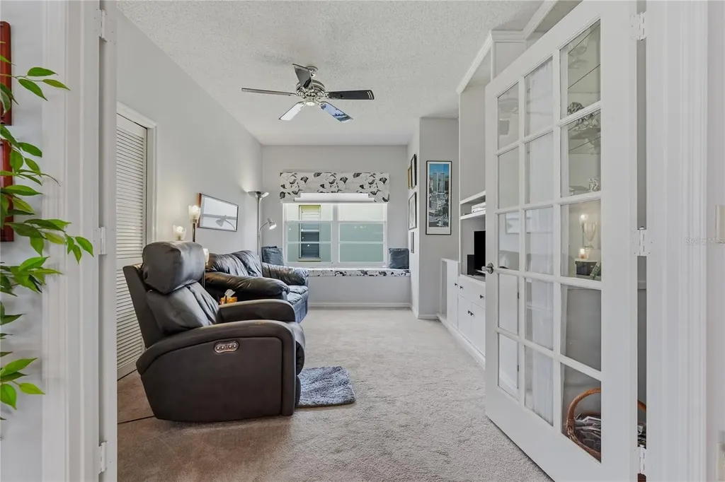 1063 Dartford Drive Tarpon Springs FL 34688