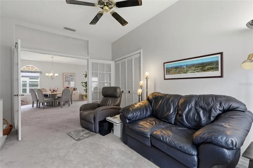 1063 Dartford Drive Tarpon Springs FL 34688