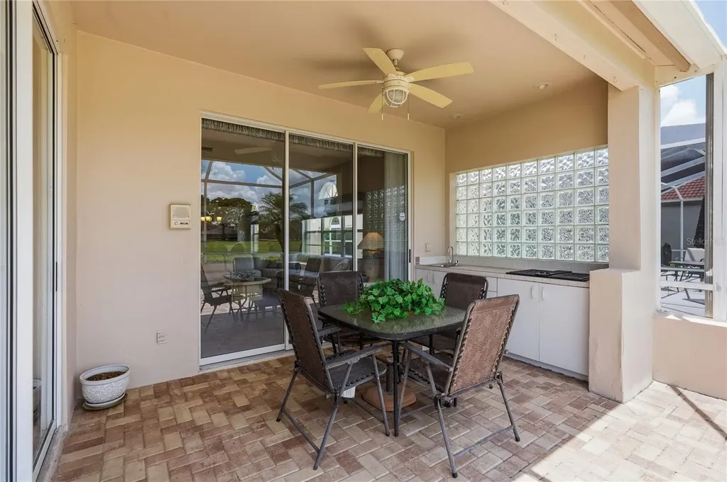 1063 Dartford Drive Tarpon Springs FL 34688