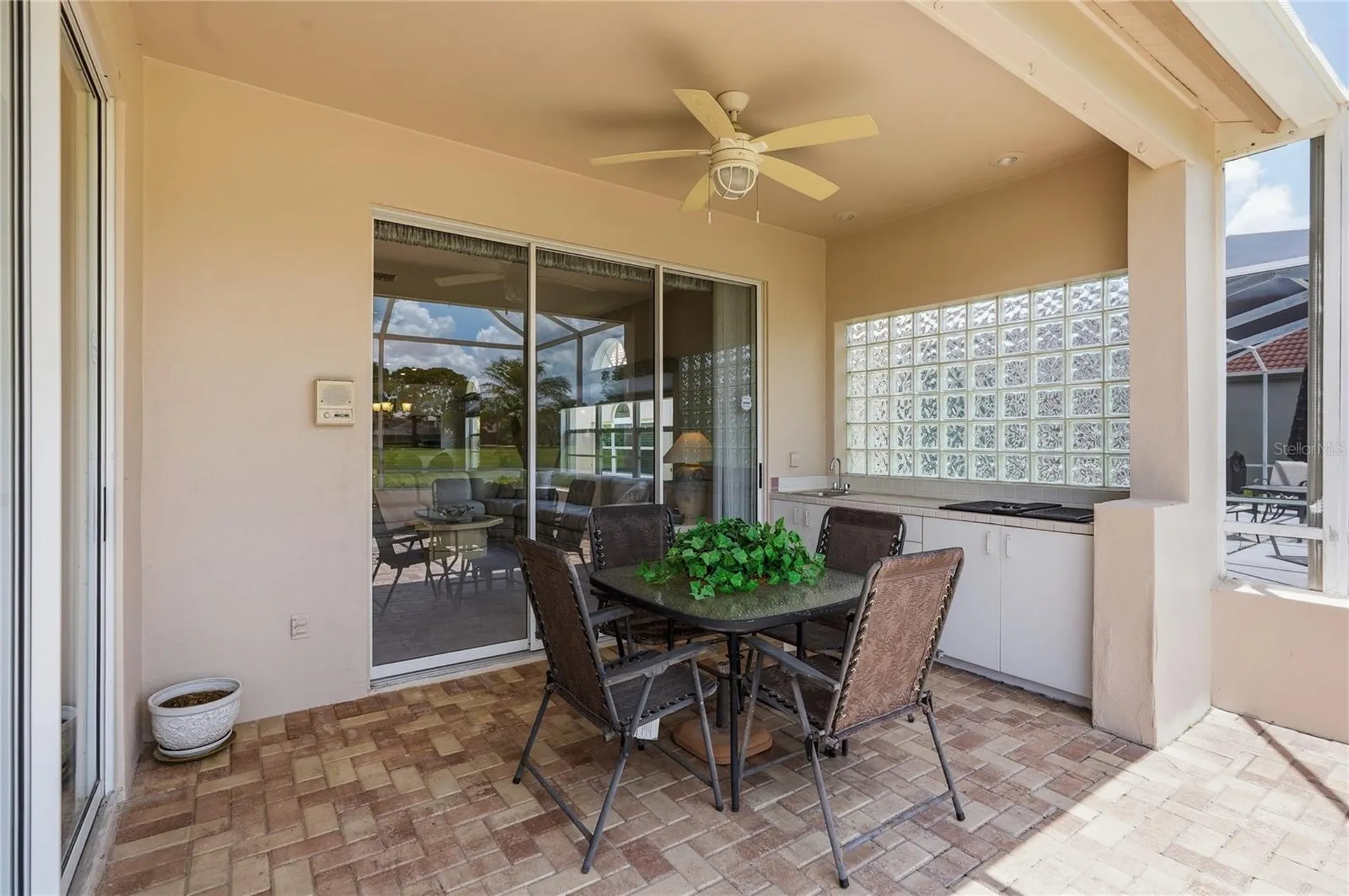 1063 Dartford Drive Tarpon Springs FL 34688