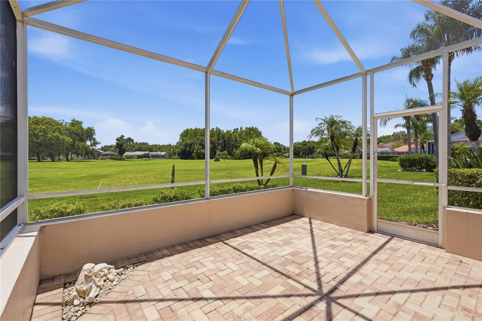 1063 Dartford Drive Tarpon Springs FL 34688