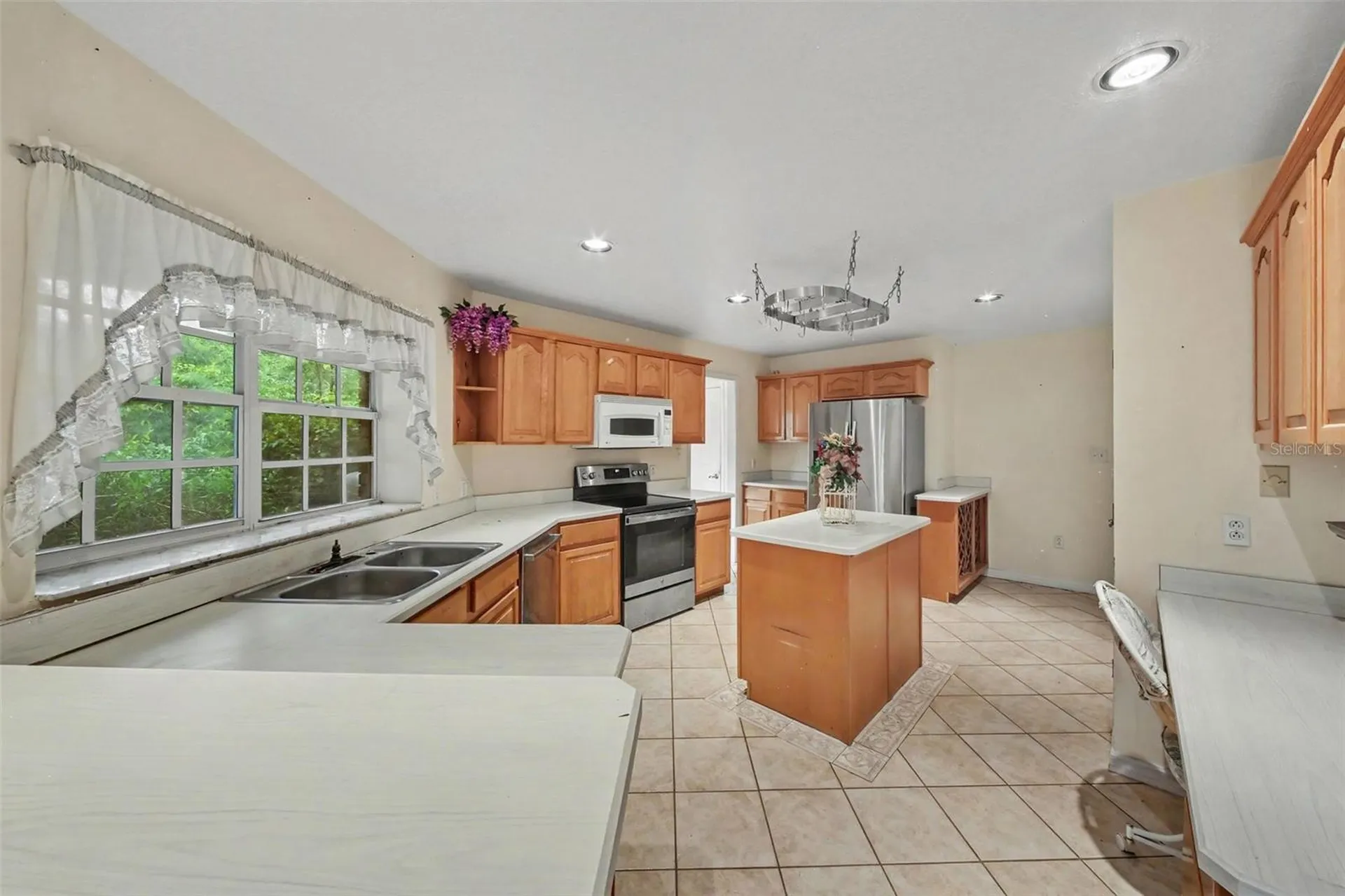 19112 Ortega Street Orlando FL 32833