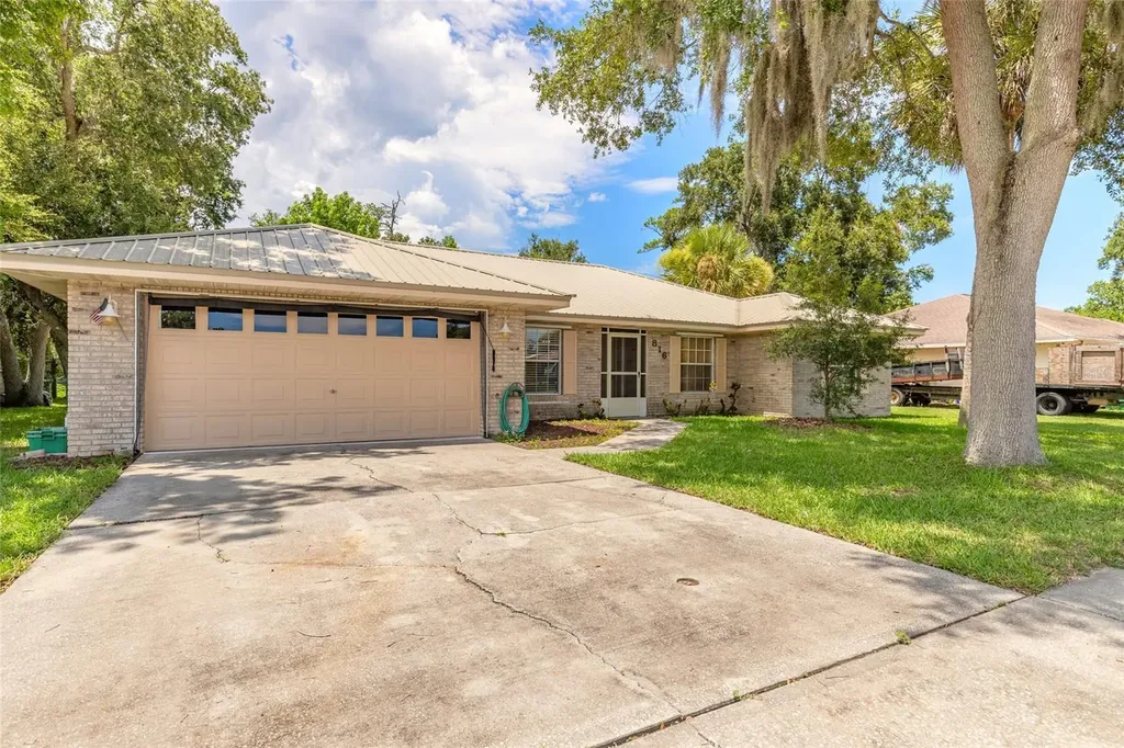 816 Iron Horse Road Daytona Beach FL 32114