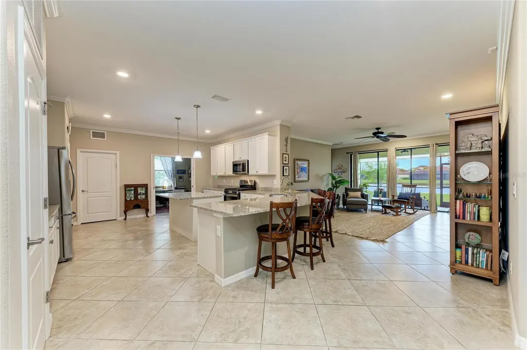 3512 Savanna Palms Court Bradenton FL 34211
