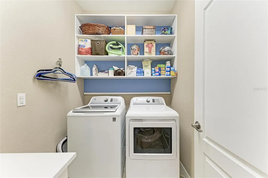3512 Savanna Palms Court Bradenton FL 34211