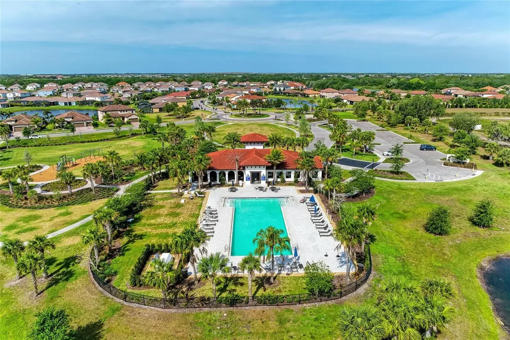 3512 Savanna Palms Court Bradenton FL 34211
