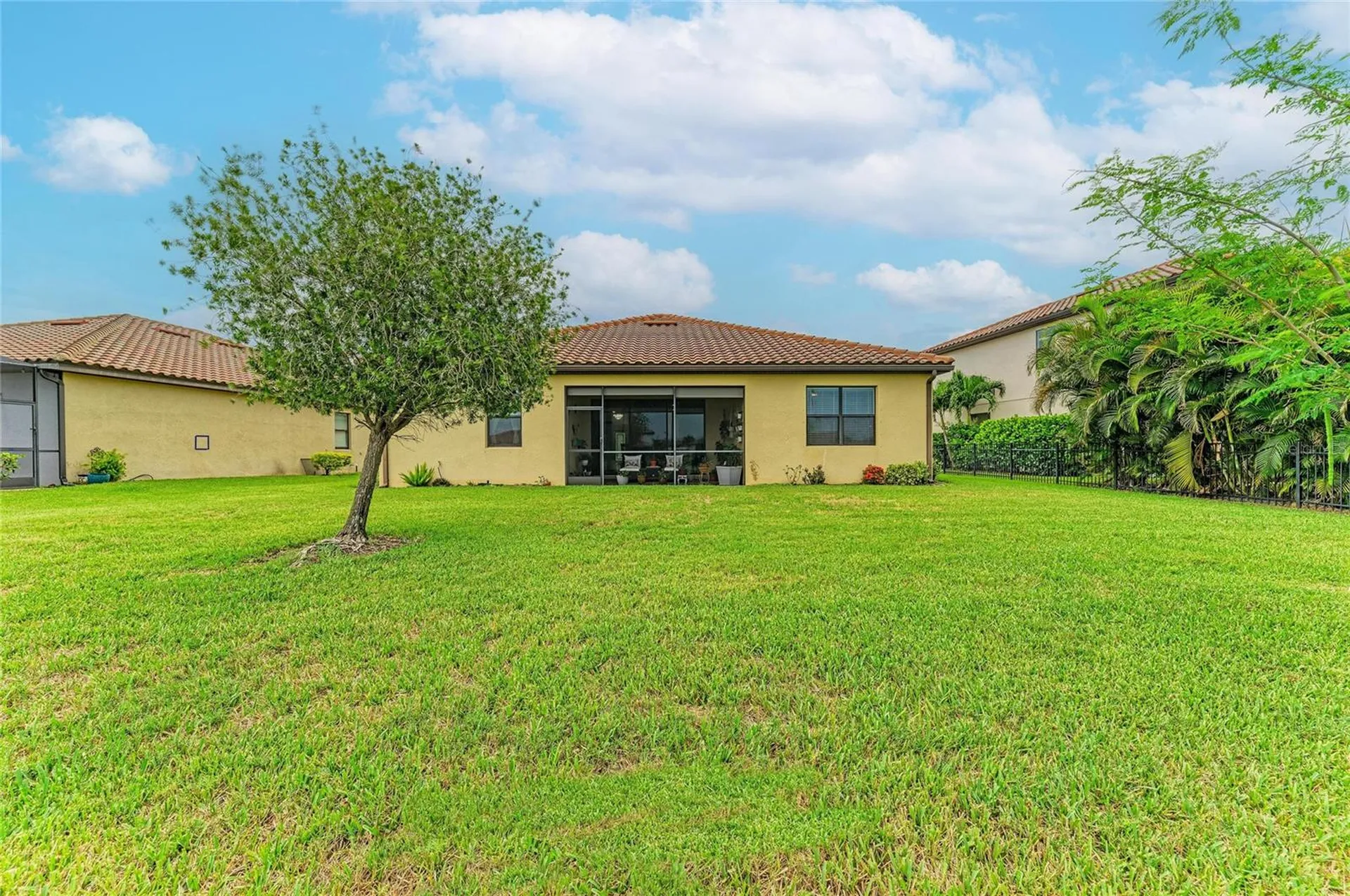 3512 Savanna Palms Court Bradenton FL 34211