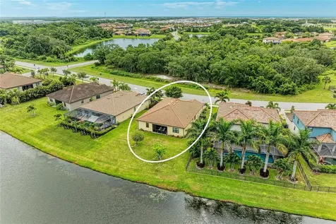 3512 Savanna Palms Court Bradenton FL 34211