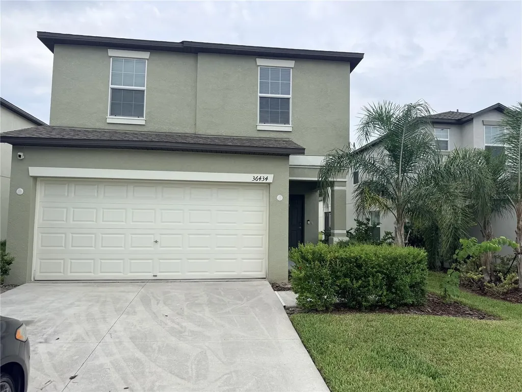 36434 Garden Wall Way Zephyrhills FL 33541