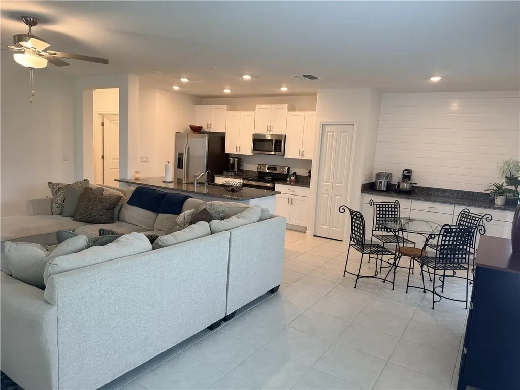 36434 Garden Wall Way Zephyrhills FL 33541