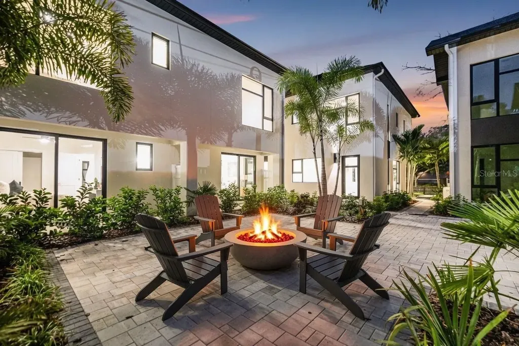 3601 1st Avenue N St Petersburg FL 33713