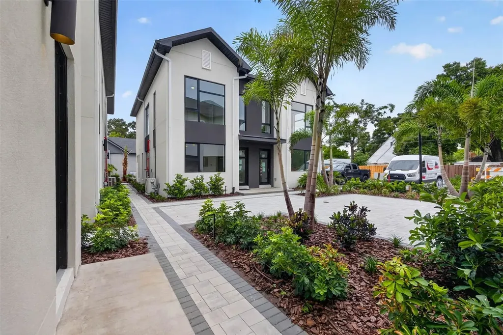 3603 1st Avenue N St Petersburg FL 33713