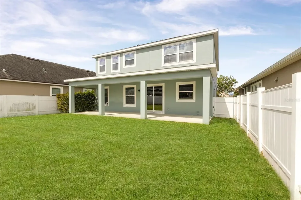 2408 Chateau Loop Kissimmee FL 34741